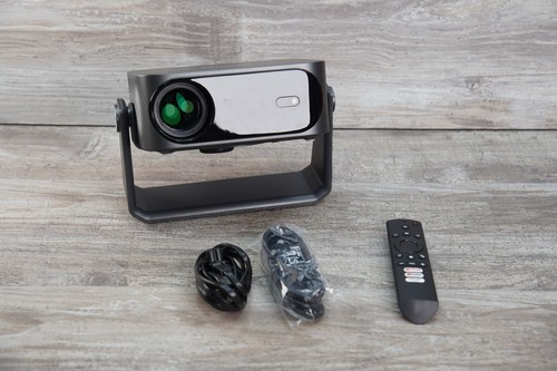 Isinbox led source netflix - source,